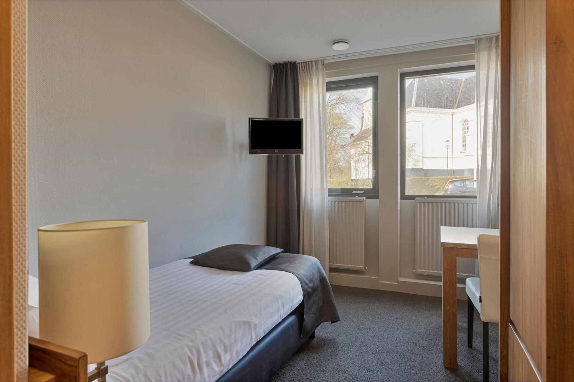Hunzego Hotel Uithuizermeeden Luaran gambar
